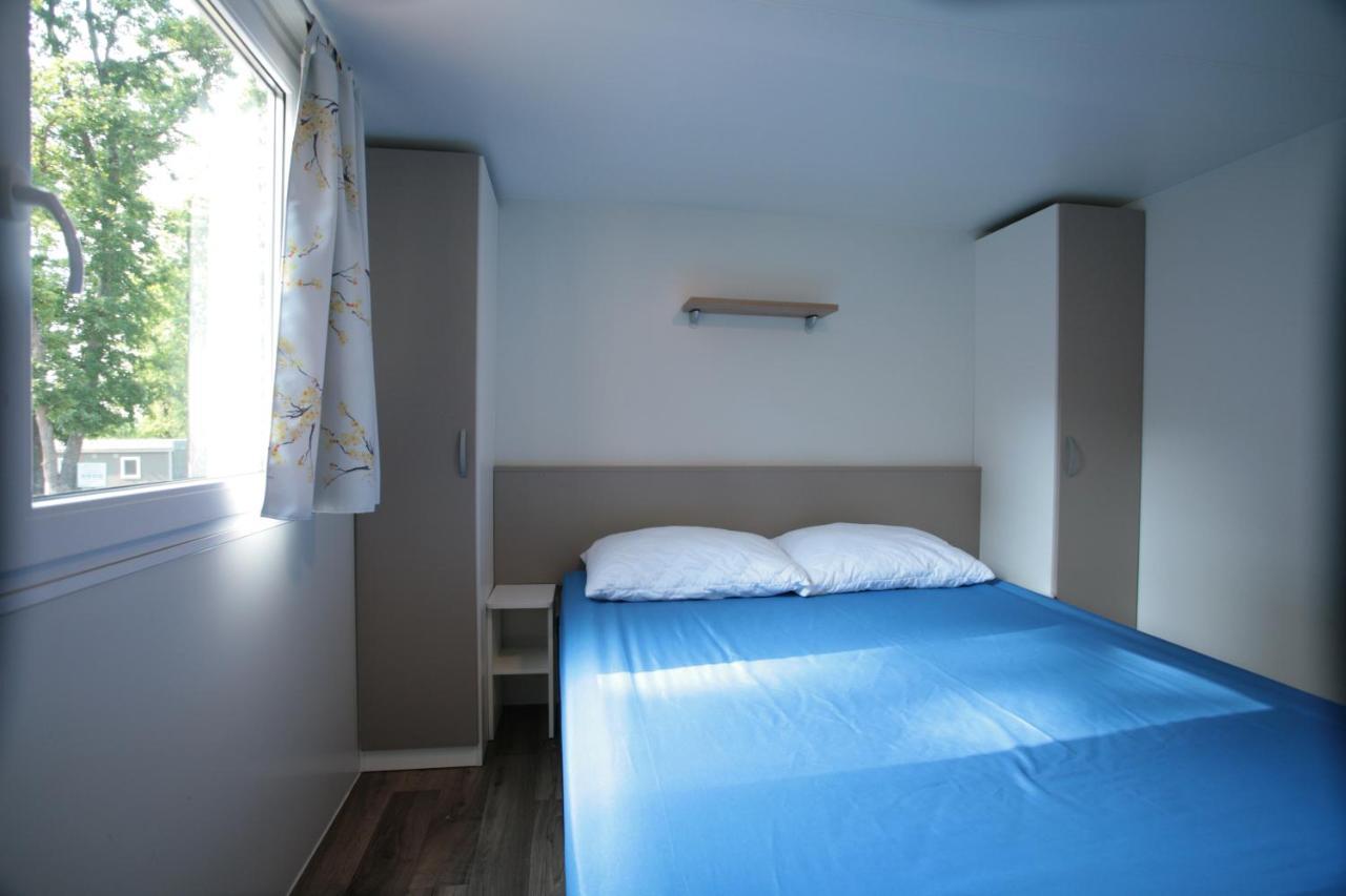 Camping Adria Mobile Home Park Umag Exterior foto