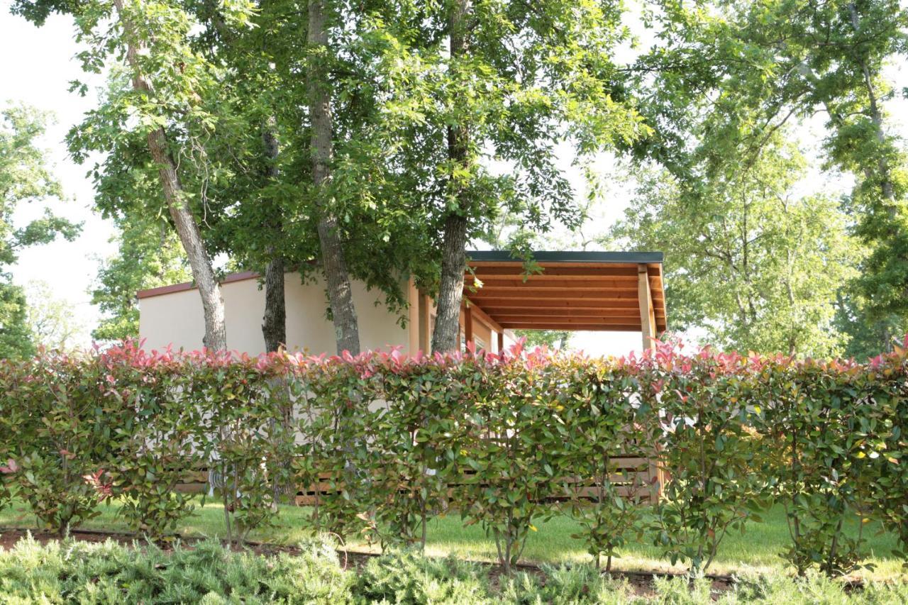 Camping Adria Mobile Home Park Umag Exterior foto