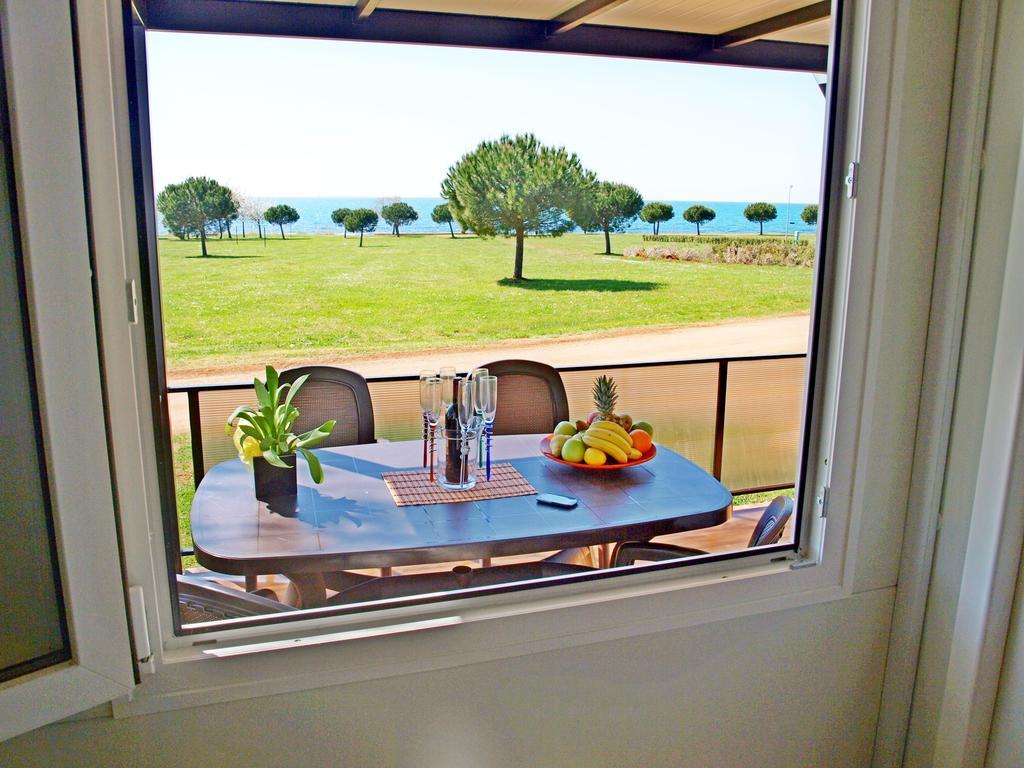 Camping Adria Mobile Home Park Umag Habitación foto
