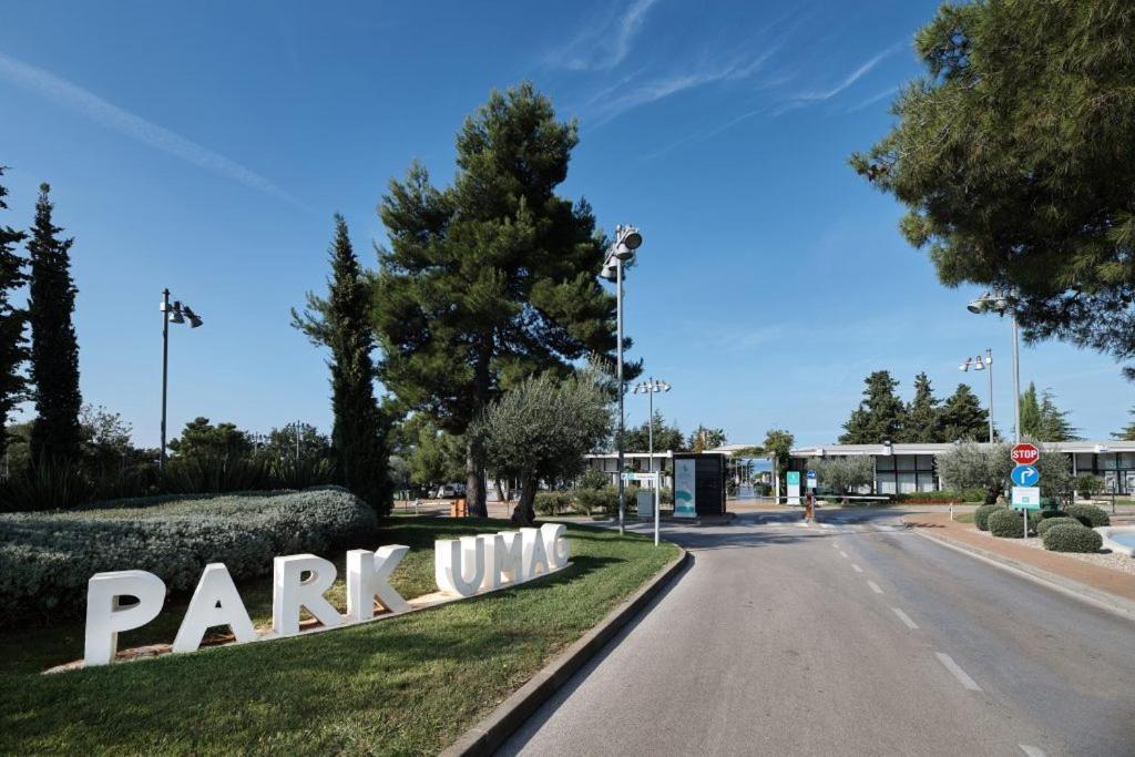Camping Adria Mobile Home Park Umag Exterior foto